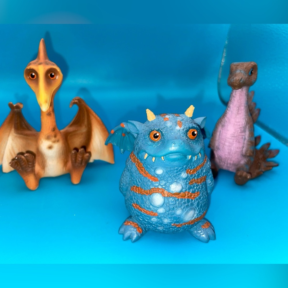 Summit Collection Dinosaur Lot (3) Pteranodon Proggle Stegosaurus Statue Figure